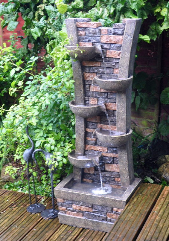kingfisher-wall-and-bowl-cascading-water-fountain-with-light
